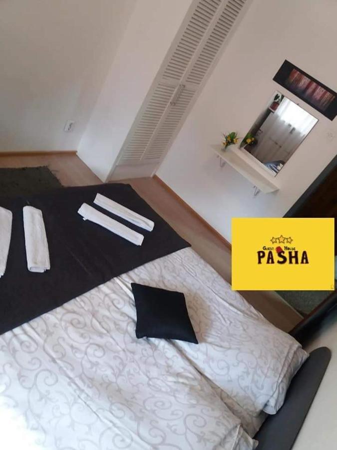 Rooms & Apartment Gh Pasha Tuzla Exterior photo